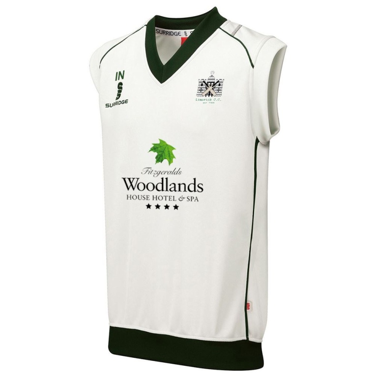 Limerick CC - Sleeveless Sweater Green Trim